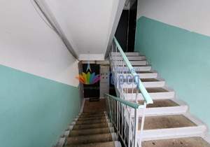 2-к квартира, вторичка, 44м2, 1/5 этаж