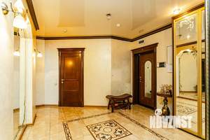 3-к квартира, вторичка, 111м2, 10/17 этаж