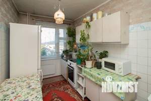 3-к квартира, вторичка, 52м2, 9/10 этаж