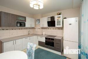 2-к квартира, вторичка, 65м2, 1/10 этаж