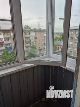 4-к квартира, вторичка, 61м2, 5/5 этаж