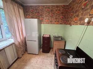 2-к квартира, вторичка, 42м2, 1/5 этаж