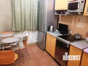 2-к квартира, вторичка, 42м2, 1/5 этаж