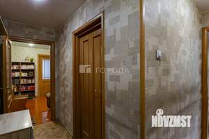 4-к квартира, вторичка, 60м2, 5/5 этаж