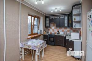 3-к квартира, вторичка, 56м2, 3/5 этаж