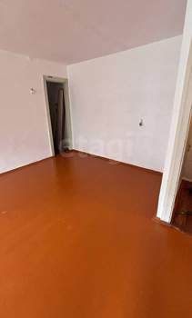 2-к квартира, вторичка, 43м2, 1/5 этаж