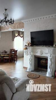 4-к квартира, вторичка, 100м2, 5/5 этаж