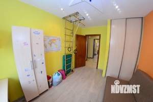 3-к квартира, вторичка, 66м2, 8/9 этаж