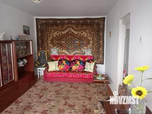 3-к квартира, вторичка, 52м2, 6/9 этаж