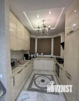 3-к квартира, вторичка, 100м2, 8/9 этаж