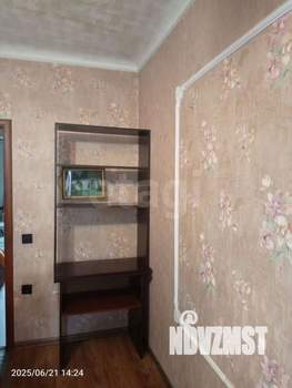 3-к квартира, вторичка, 46м2, 1/4 этаж