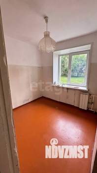 2-к квартира, вторичка, 43м2, 1/5 этаж