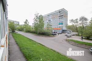 3-к квартира, вторичка, 60м2, 1/9 этаж