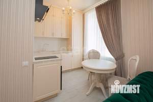 2-к квартира, вторичка, 58м2, 2/4 этаж