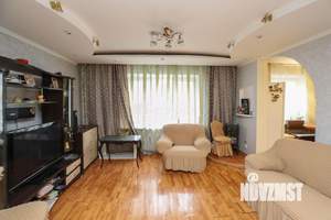 4-к квартира, вторичка, 79м2, 1/9 этаж
