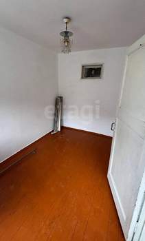 2-к квартира, вторичка, 43м2, 1/5 этаж