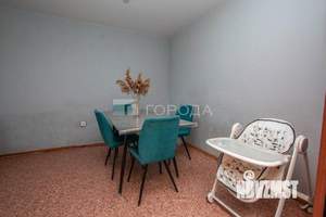 4-к квартира, вторичка, 94м2, 1/16 этаж