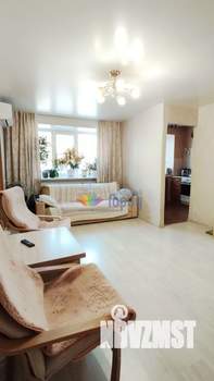 2-к квартира, вторичка, 43м2, 1/5 этаж