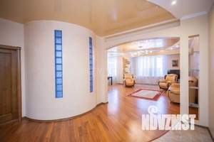 3-к квартира, вторичка, 126м2, 6/9 этаж