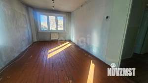 3-к квартира, вторичка, 57м2, 1/9 этаж