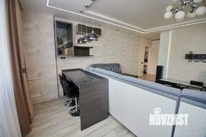 3-к квартира, вторичка, 94м2, 8/10 этаж