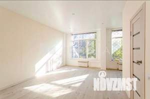 Студия квартира, вторичка, 38м2, 1/5 этаж