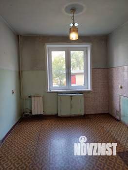 3-к квартира, вторичка, 57м2, 1/9 этаж