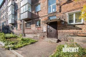 2-к квартира, вторичка, 43м2, 1/5 этаж