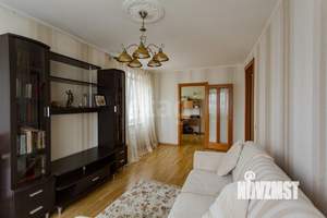 3-к квартира, вторичка, 58м2, 8/9 этаж