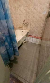 3-к квартира, вторичка, 57м2, 1/9 этаж