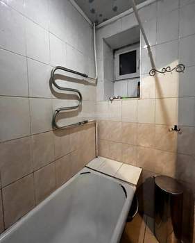 3-к квартира, вторичка, 48м2, 3/4 этаж