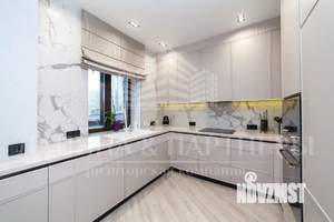 3-к квартира, вторичка, 121м2, 3/9 этаж