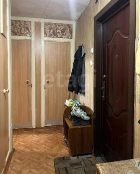 3-к квартира, вторичка, 52м2, 9/9 этаж