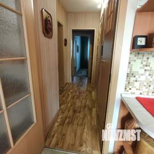 3-к квартира, вторичка, 64м2, 8/9 этаж