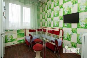 4-к квартира, вторичка, 76м2, 9/9 этаж