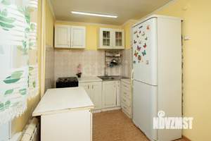 2-к квартира, вторичка, 47м2, 8/9 этаж
