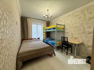 4-к квартира, вторичка, 78м2, 1/9 этаж