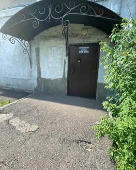 2-к квартира, вторичка, 42м2, 4/5 этаж