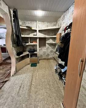 2-к квартира, вторичка, 71м2, 1/4 этаж