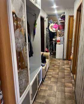 4-к квартира, вторичка, 61м2, 5/5 этаж