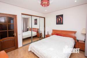 3-к квартира, вторичка, 108м2, 13/16 этаж