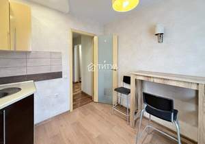 4-к квартира, вторичка, 77м2, 2/10 этаж