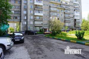 3-к квартира, вторичка, 67м2, 8/10 этаж