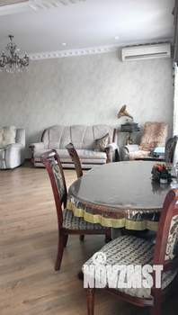 4-к квартира, вторичка, 100м2, 5/5 этаж