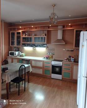 3-к квартира, вторичка, 127м2, 8/9 этаж