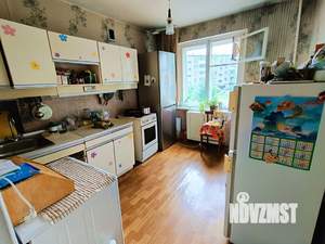 3-к квартира, вторичка, 58м2, 2/9 этаж