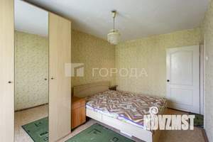 2-к квартира, вторичка, 52м2, 1/10 этаж