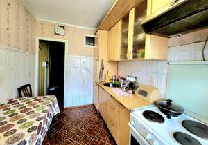 4-к квартира, вторичка, 77м2, 3/9 этаж