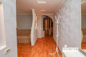 4-к квартира, вторичка, 79м2, 1/9 этаж