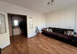 3-к квартира, вторичка, 59м2, 6/10 этаж